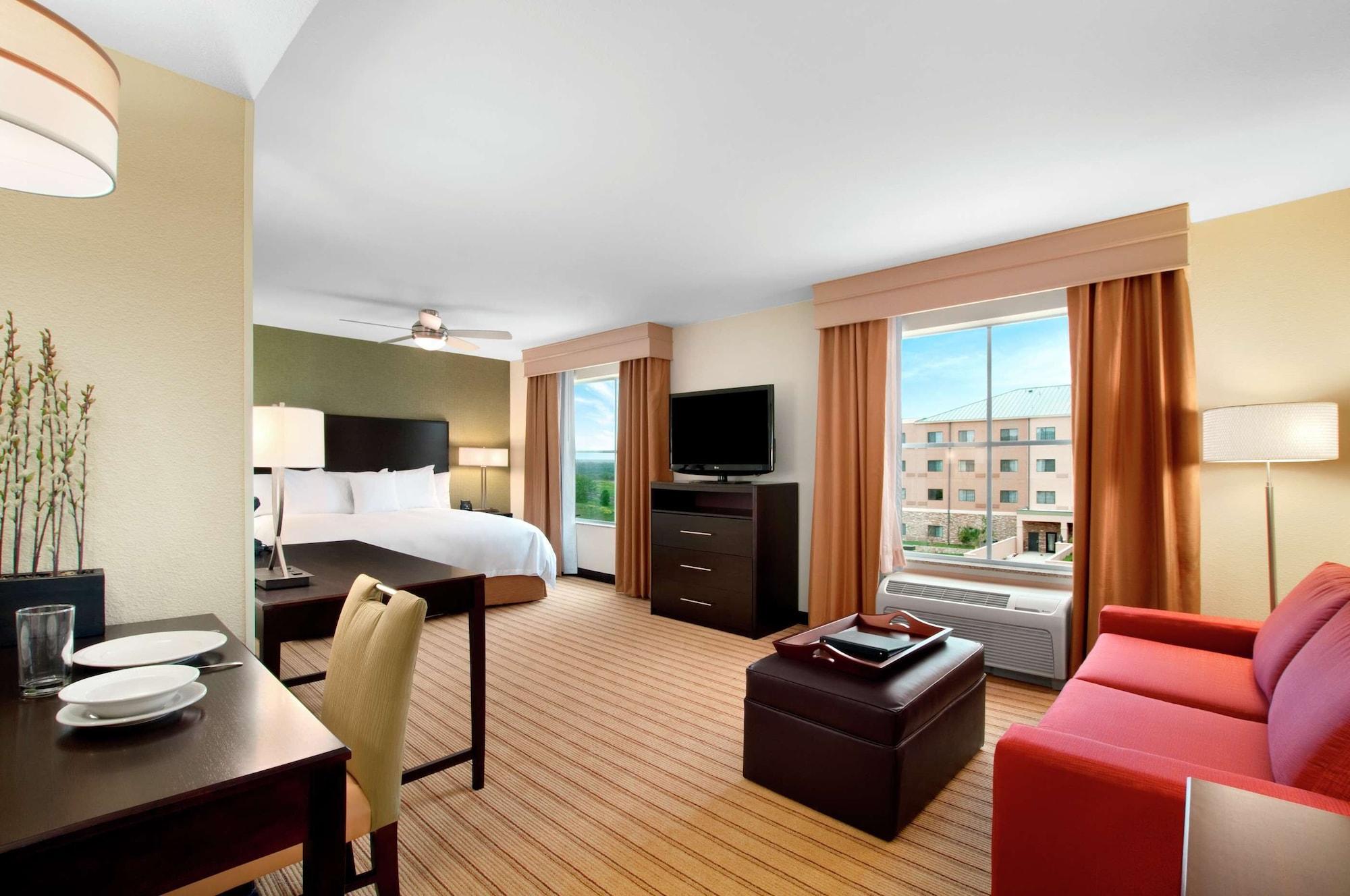 Habitación Homewood Suites by Hilton Fort Worth West at Cityview, TX