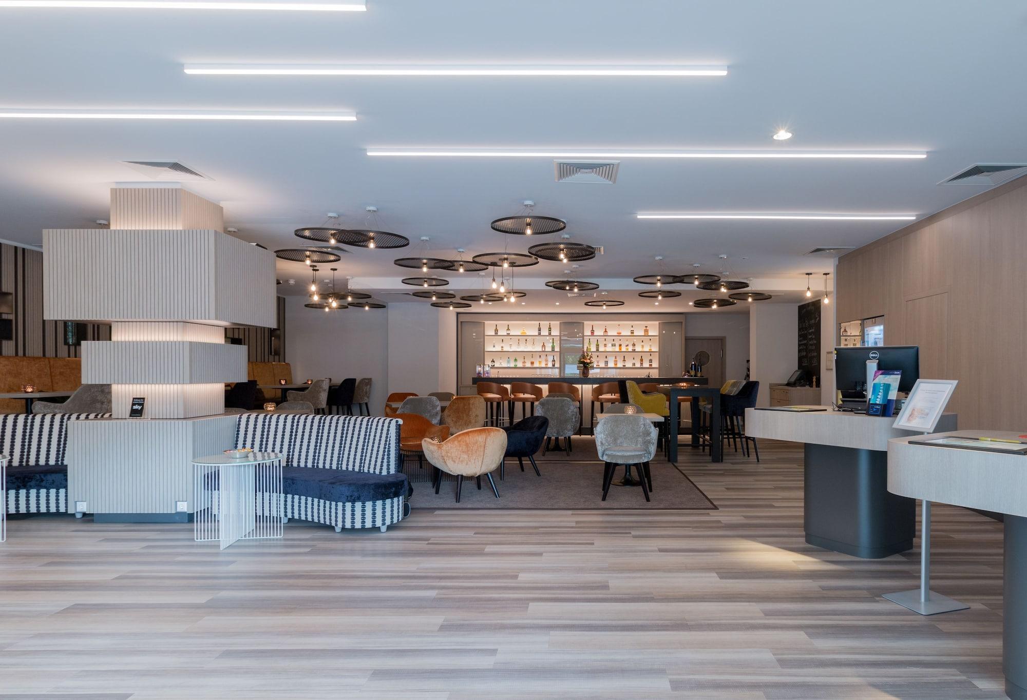 Vista Lobby Mercure Hotel Hannover Oldenburger Allee