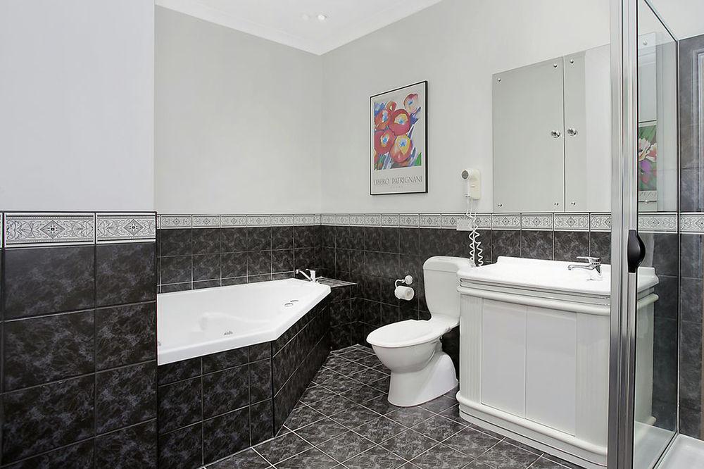 Equipamiento de Habitación Merton Manor Exclusive Bed And Breakfast