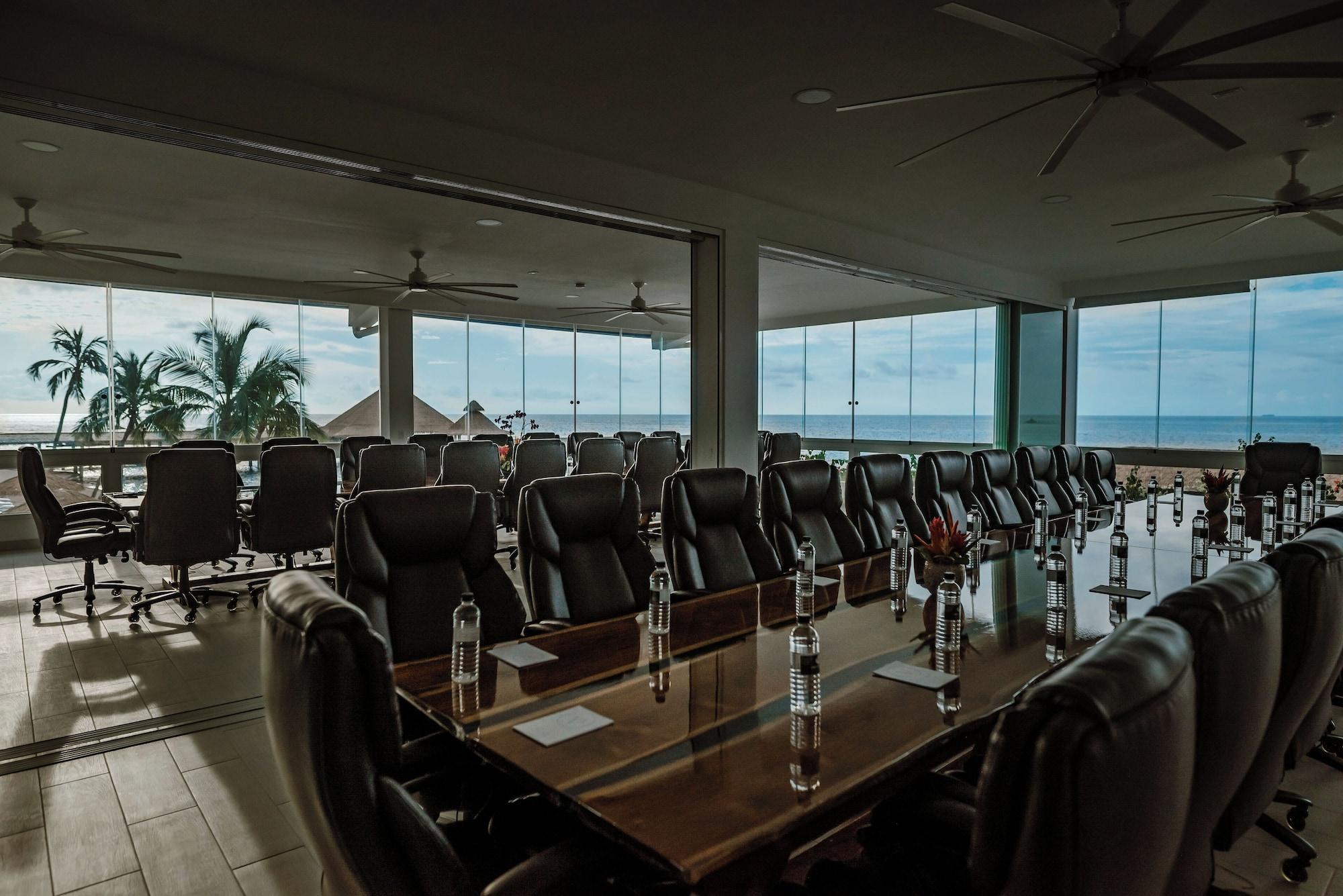 Sala de Reuniones Ordovician Beach Resort
