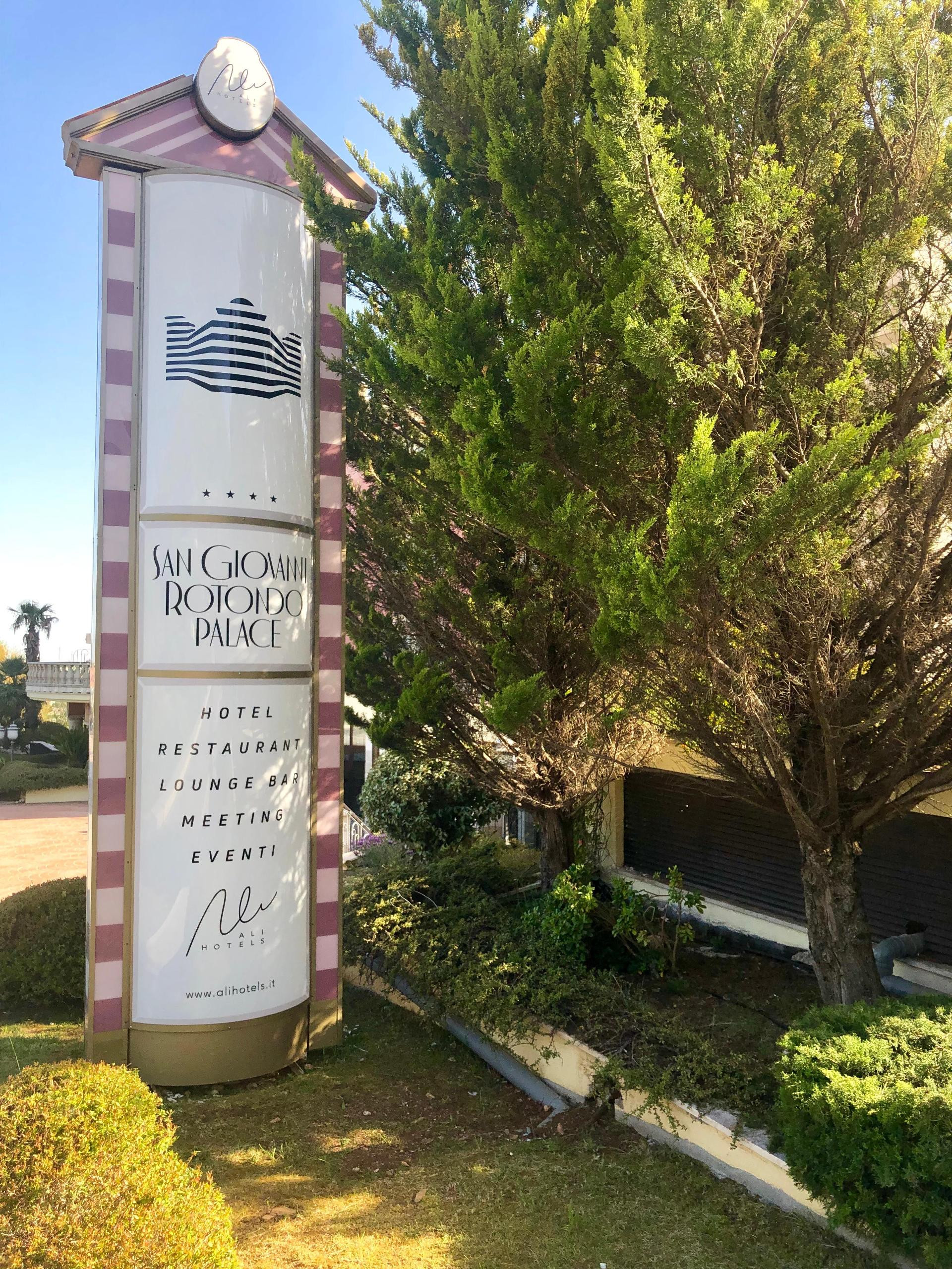 Vista Exterior San Giovanni Rotondo Palace