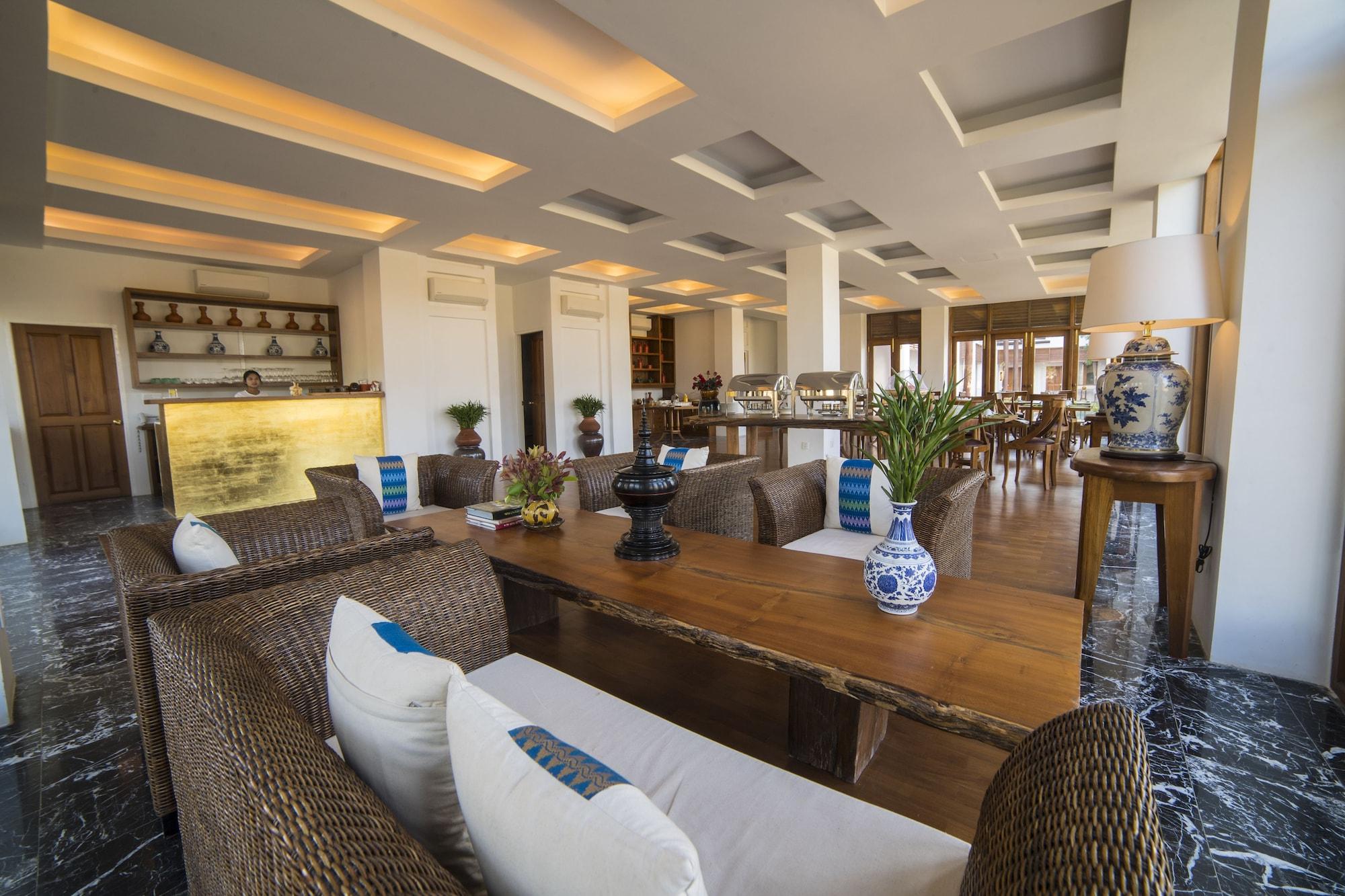 Vista Lobby Villa Bagan