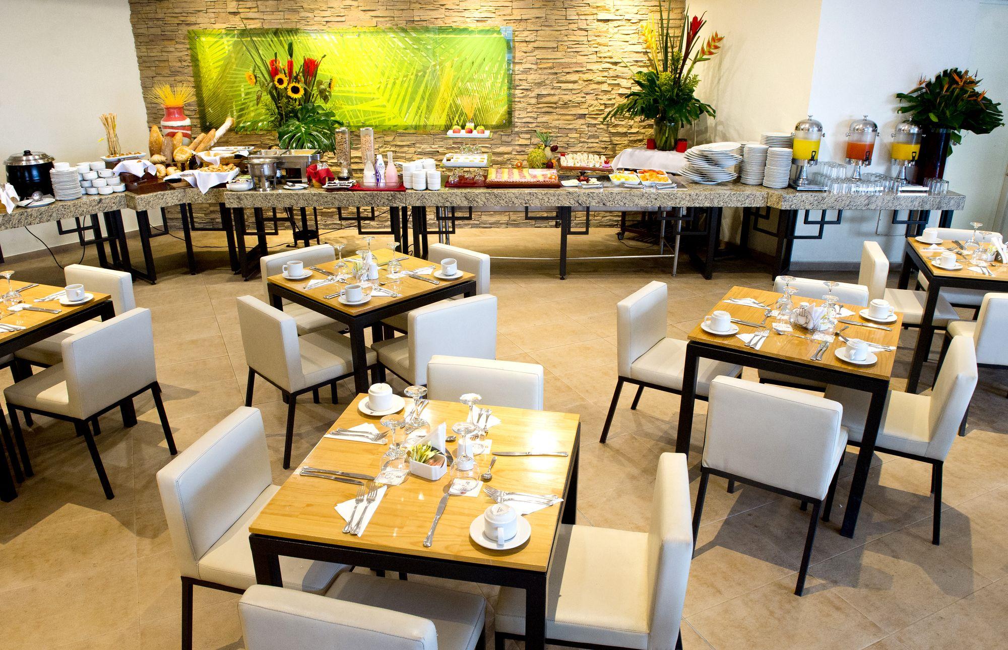 Restaurant Hotel Dann Cali