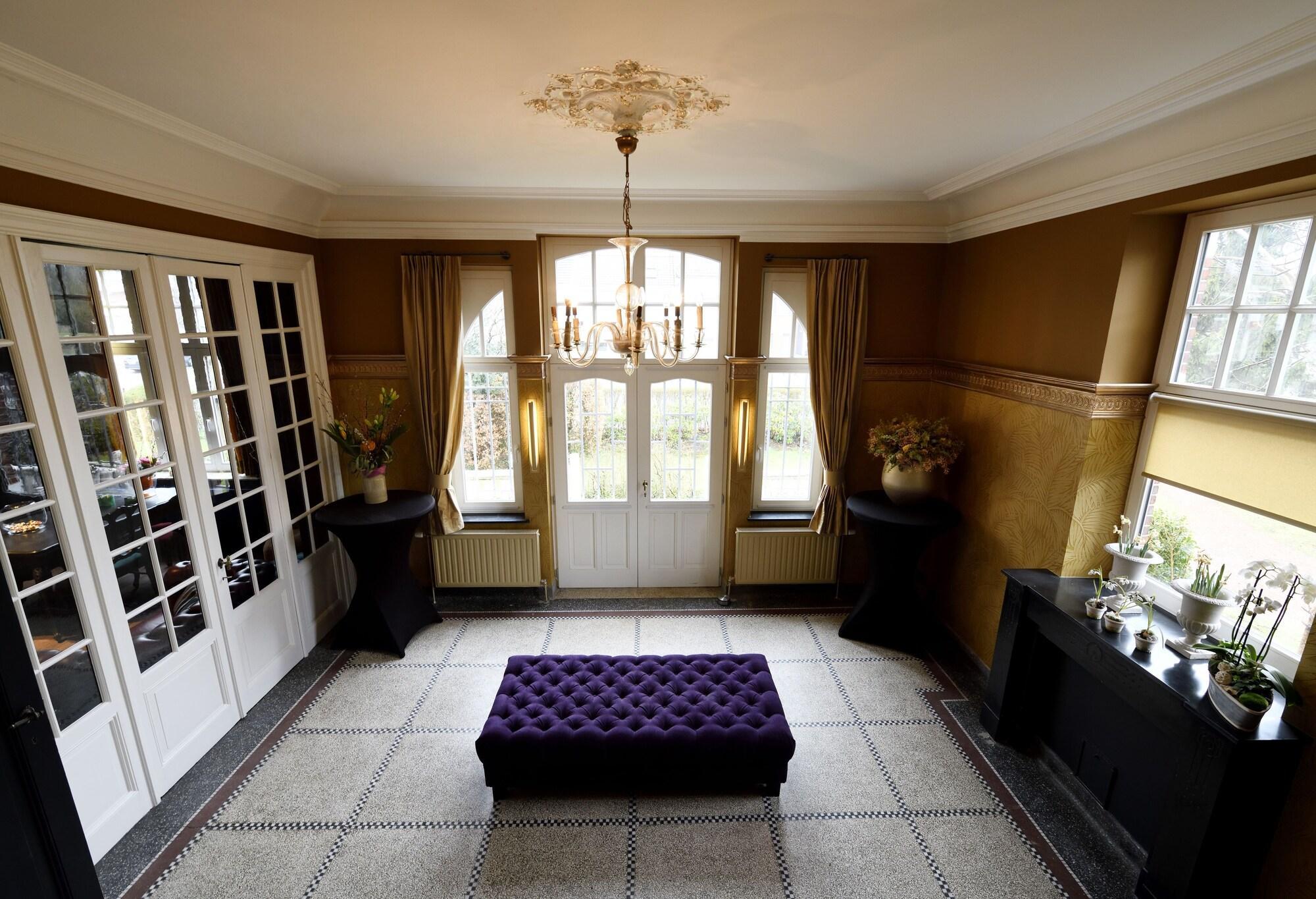 Vista Lobby Maison Stout