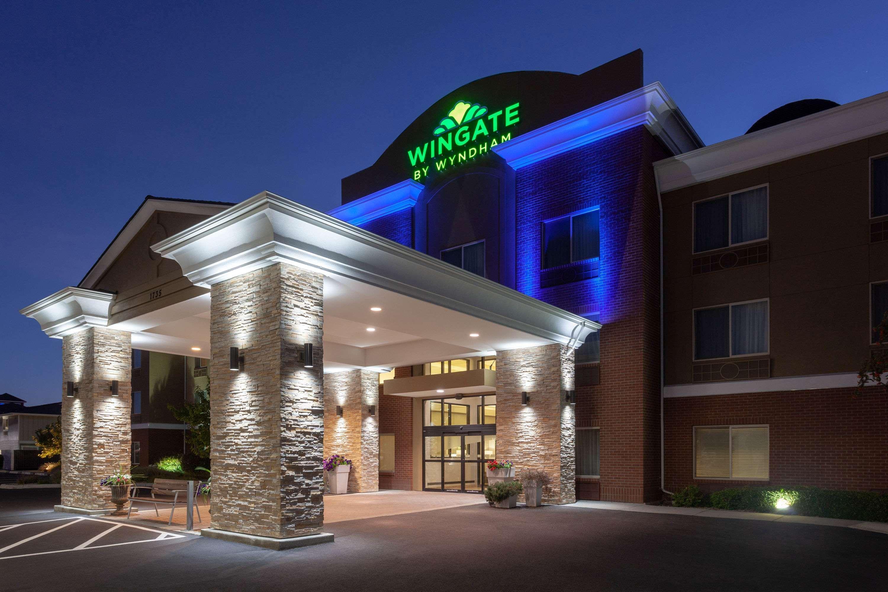 Vista Exterior Wingate by Wyndham Moses Lake