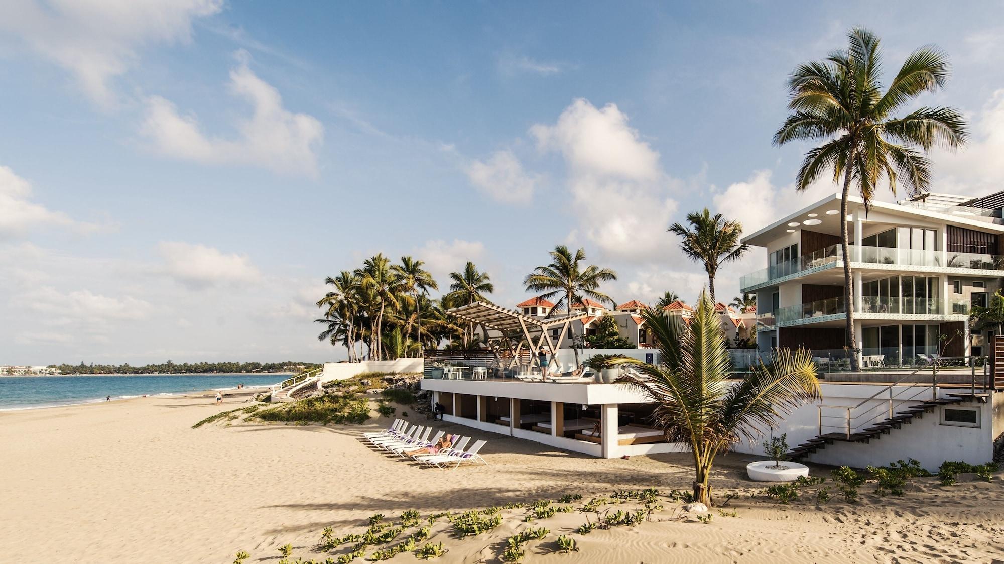 Restaurant Ultravioleta Boutique Residences