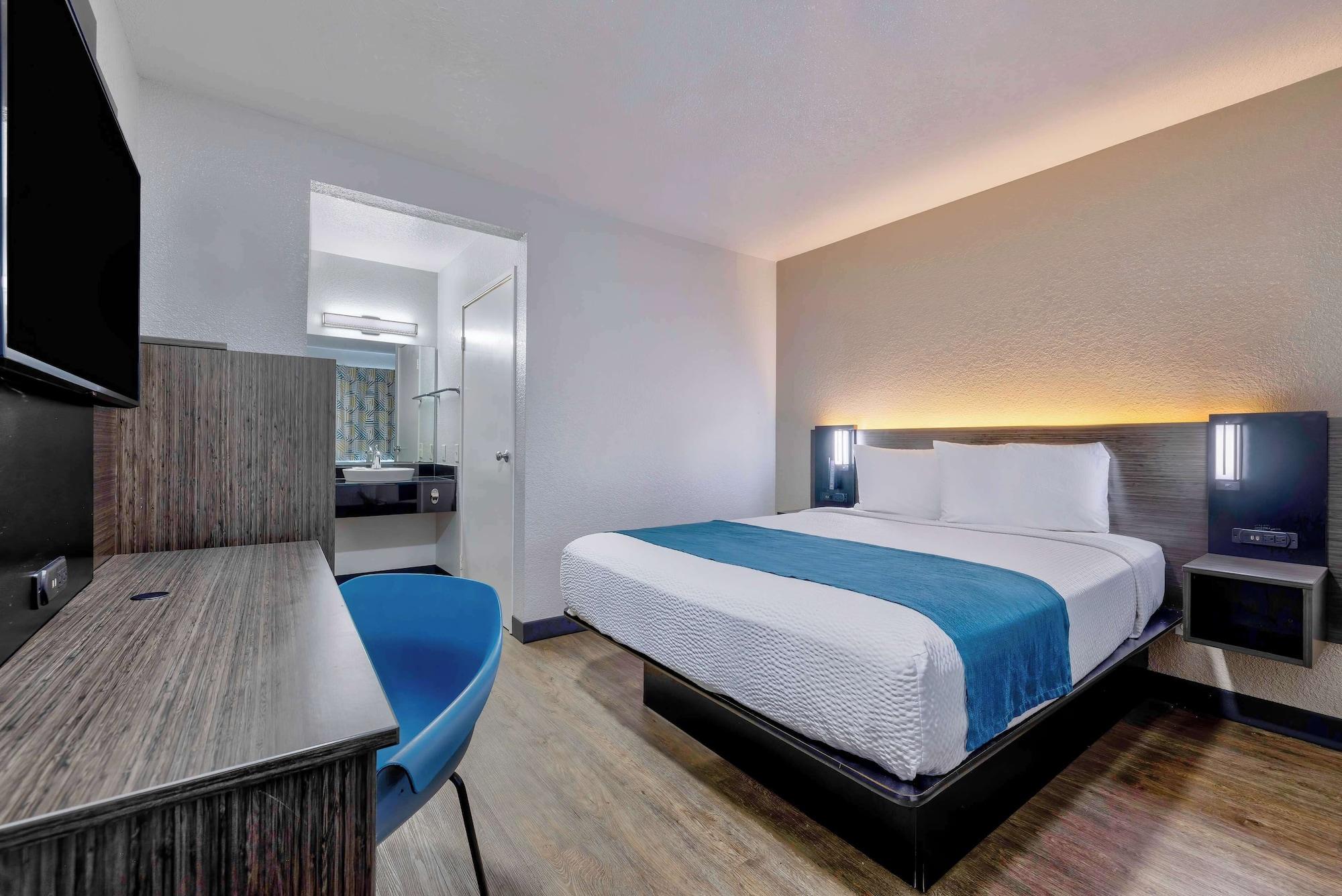 Habitación Motel 6 Anaheim, CA - Fullerton East