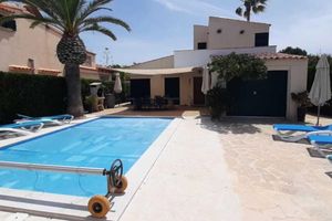Alquiler Vacacional - Cozy, child-friendly vacation home | heated pool | terrace | barbecue