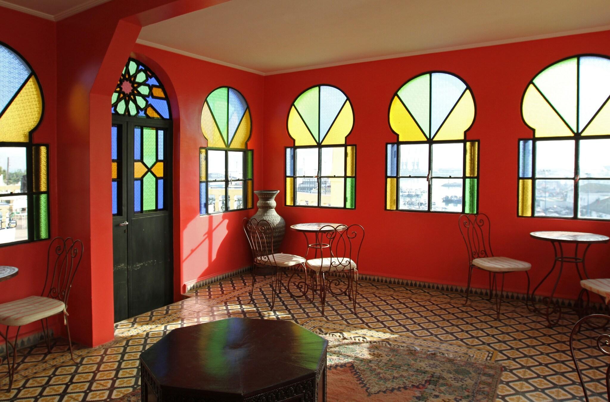 Bar/Salón Continental