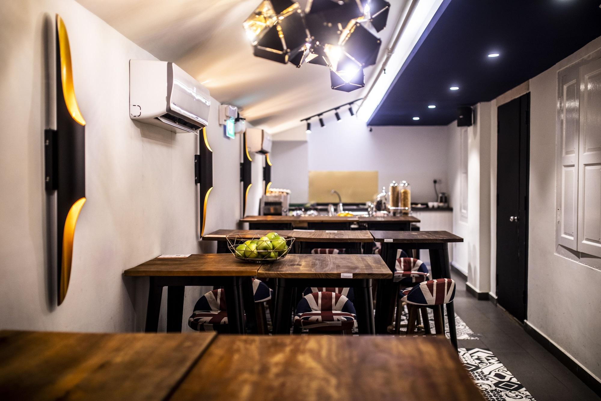 Restaurant CUBE Boutique Capsule Hotel @ Kampong Glam