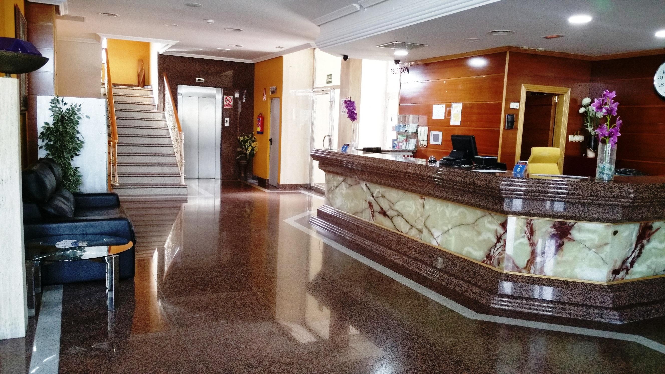 Vista Lobby Hotel Humanes