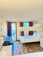 Alquiler Vacacional - Spacious home in beautiful Atascadero! Pool table, Ping Pong, Games. Sleeps 15+