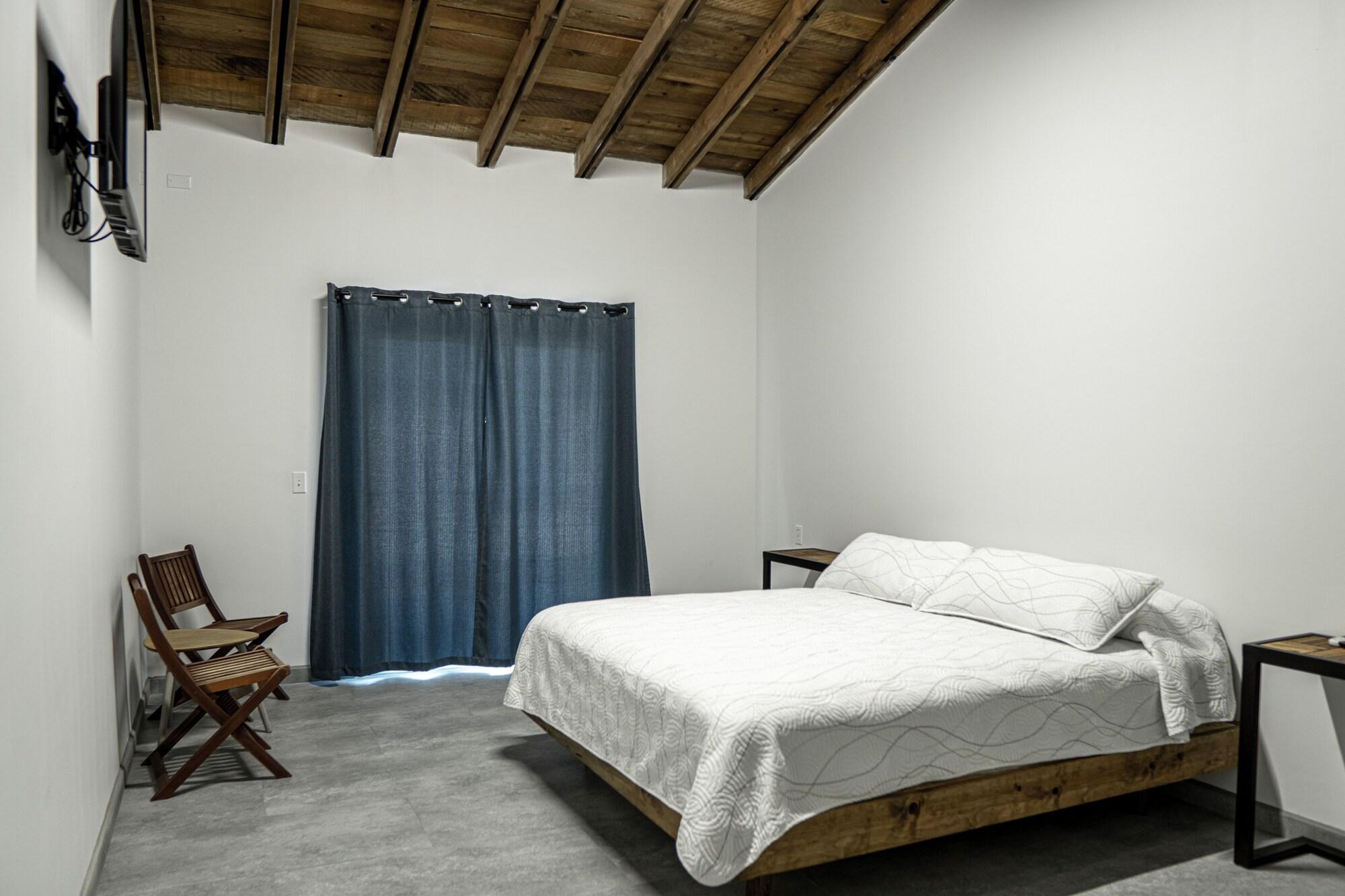 Varios Hotel Marea Baja