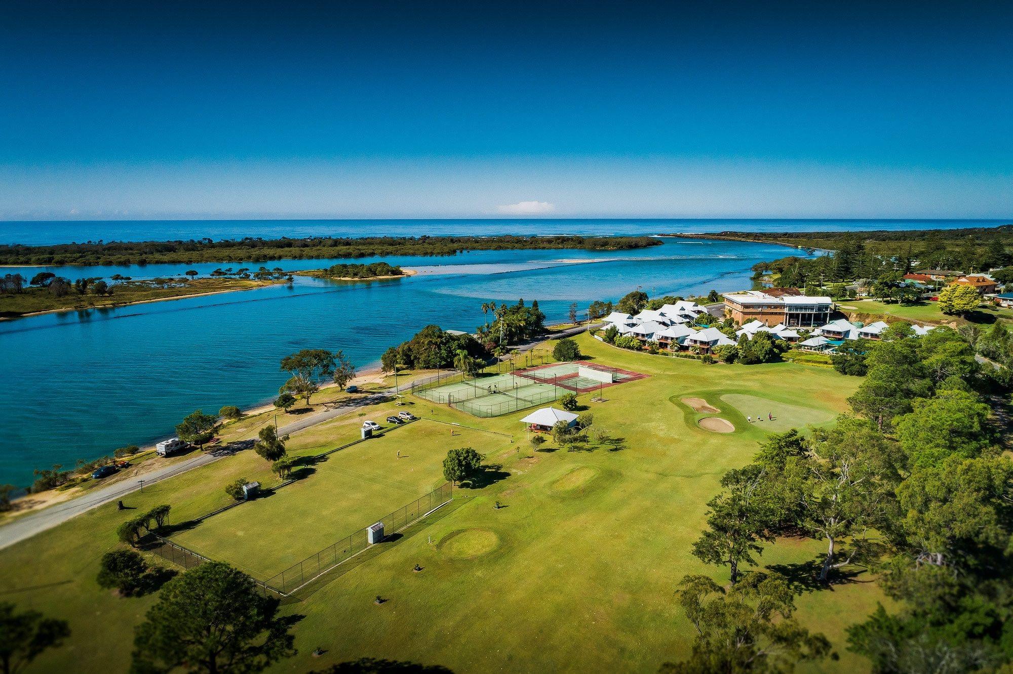 Campo de Golf Riverside Holiday Resort Urunga