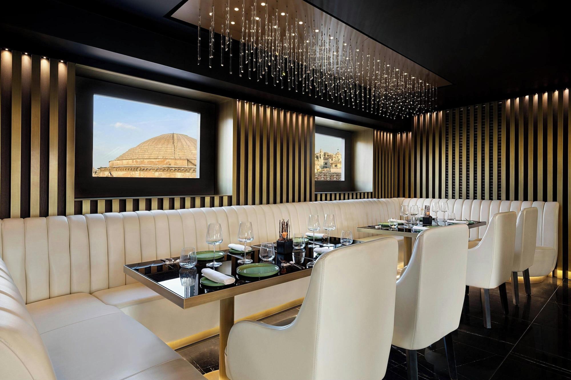 Restaurant The Pantheon Iconic Rome Hotel, Autograph Collection
