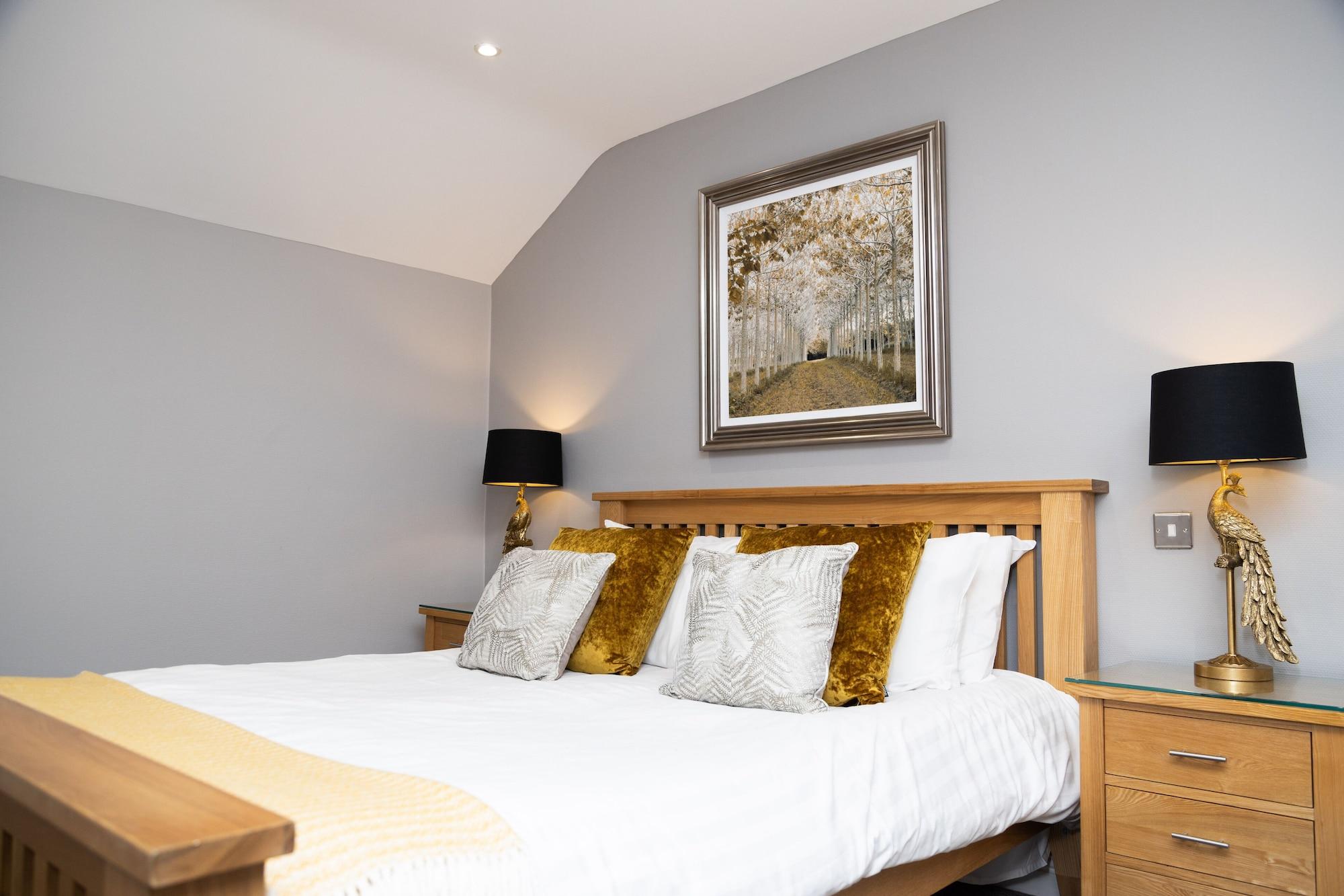 Varios Rufford Arms Hotel