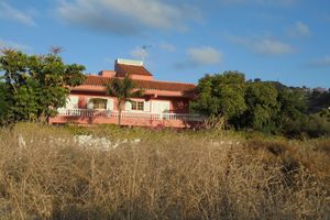 Alquiler Vacacional - SPACIOUS HOUSE IN EL CAMPO; ADA´S HOUSE