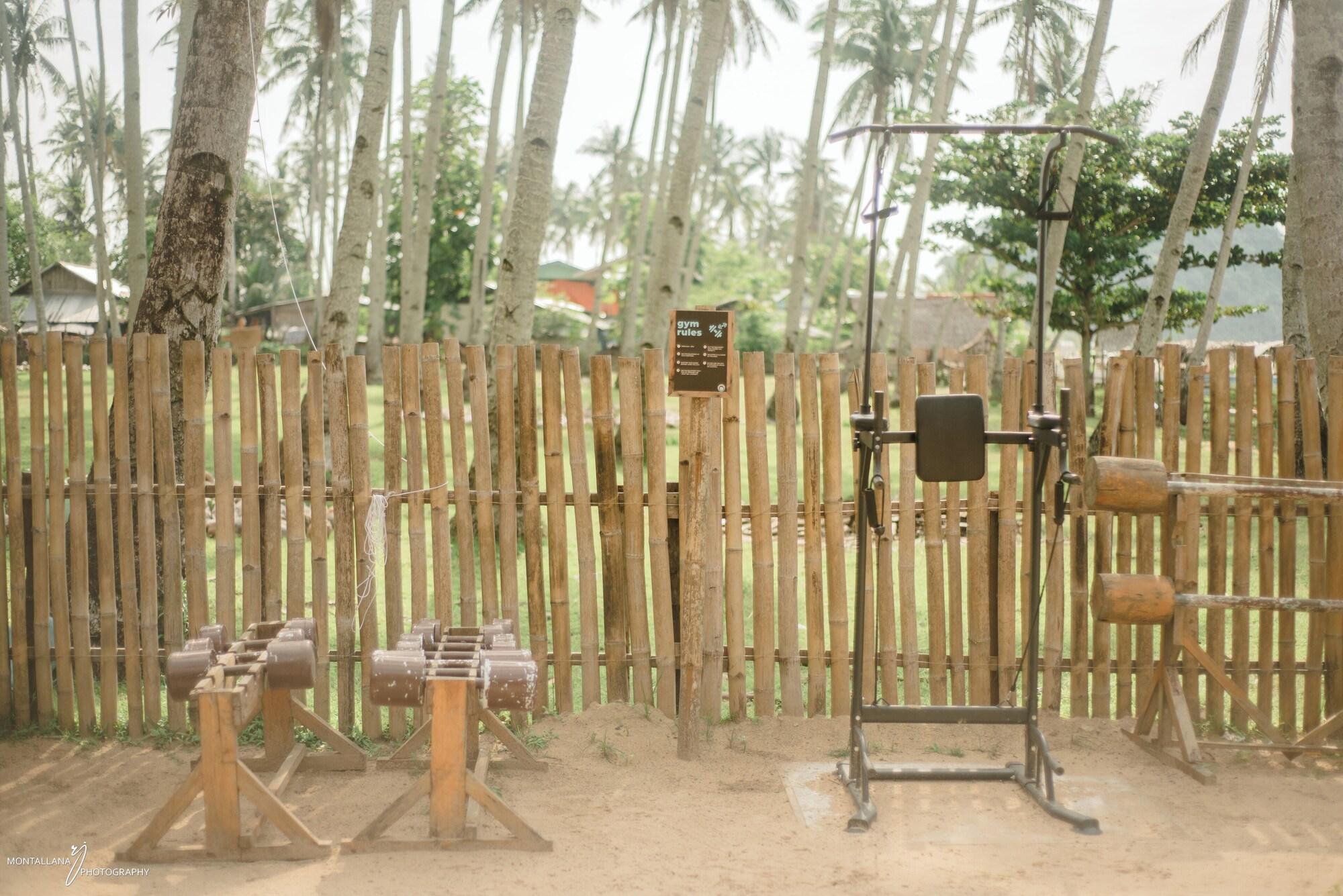 Gimnasio Mad Monkey Hostel Nacpan Beach - Adults Only