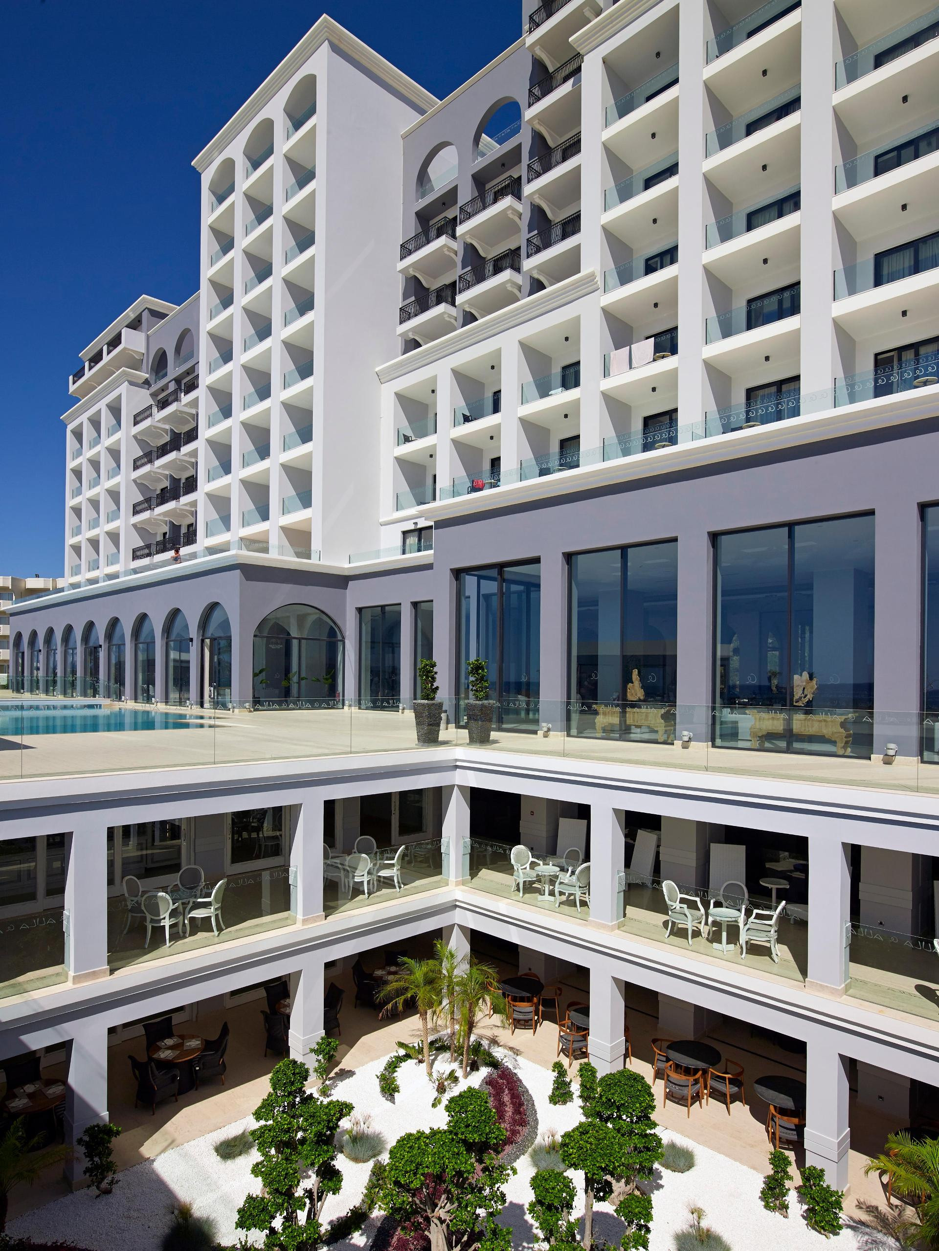 Vista Exterior Mitsis Selection Alila