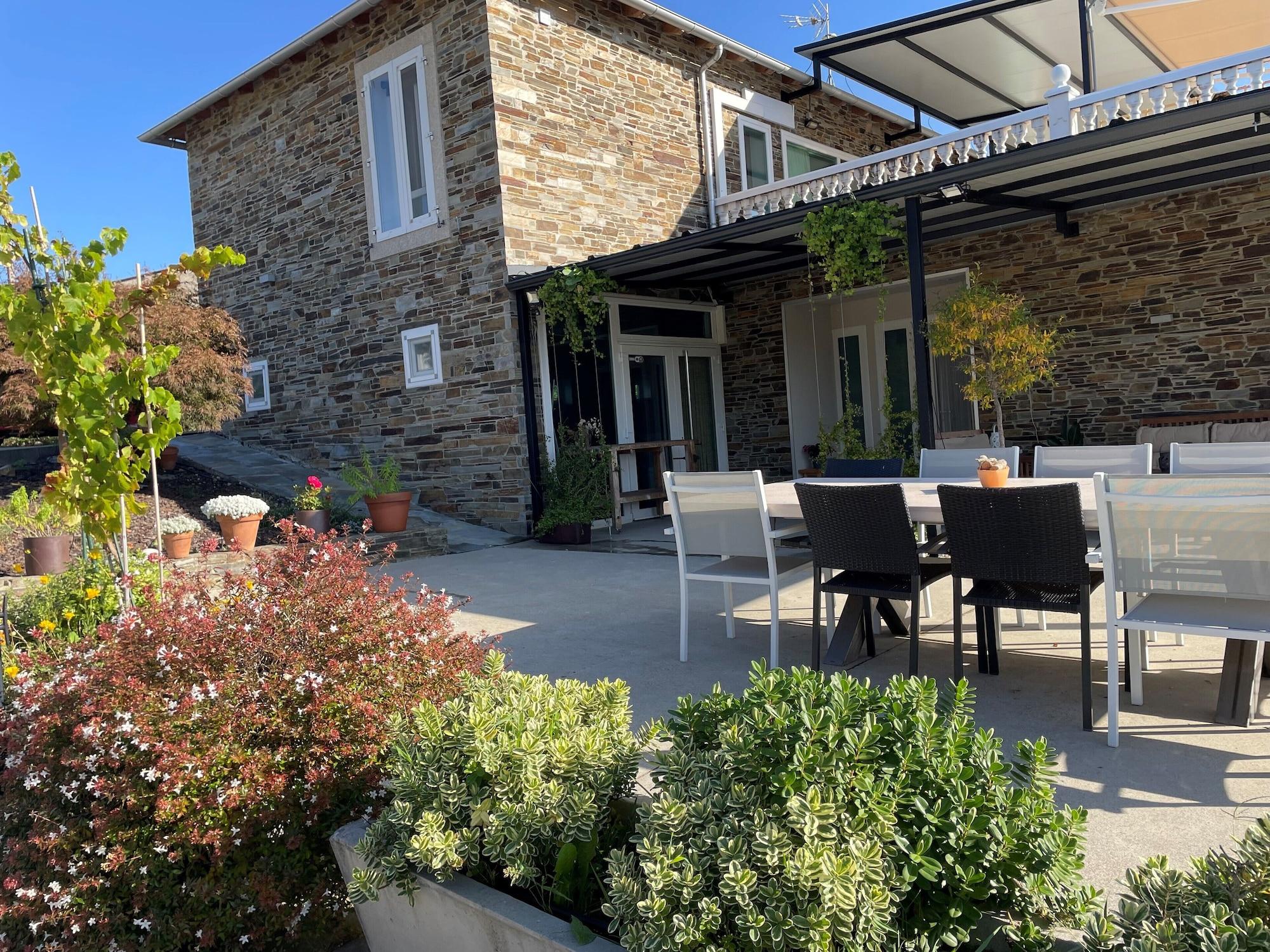 Varios Casa Acougo, Sarria