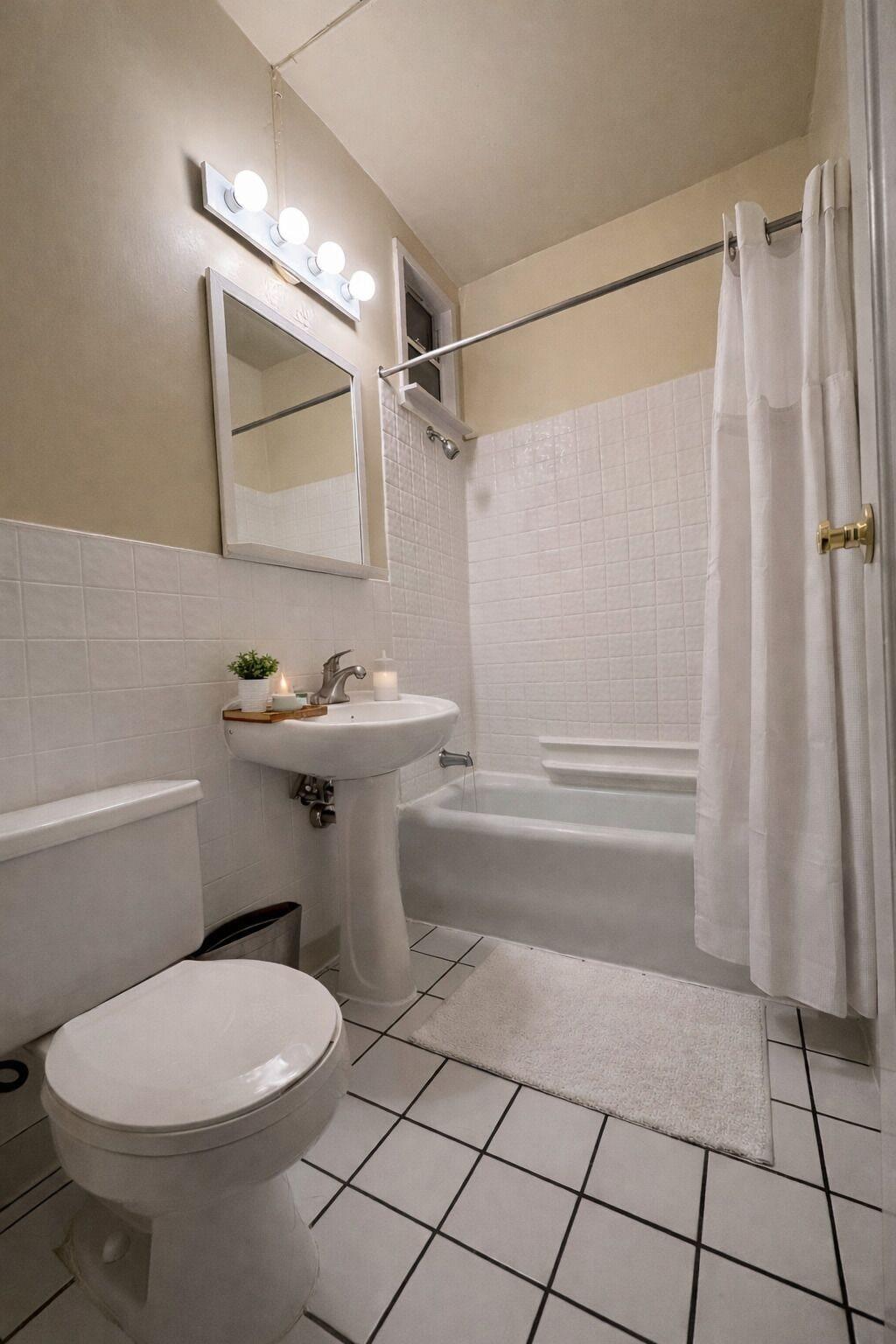 Equipamiento de Habitación Superhero Hotel