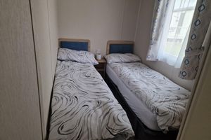 Arriendo temporal - Welcoming 3 Bedroom Caravan 2 Min Walk to Beach