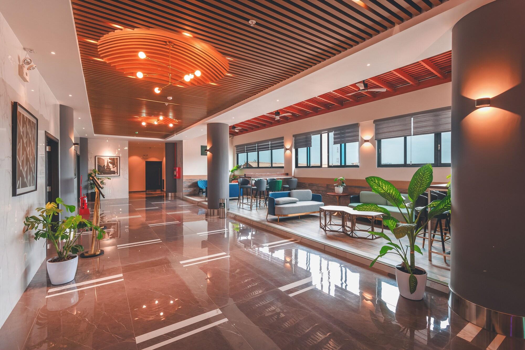 Vista Lobby Lyz Business Hotel Piura