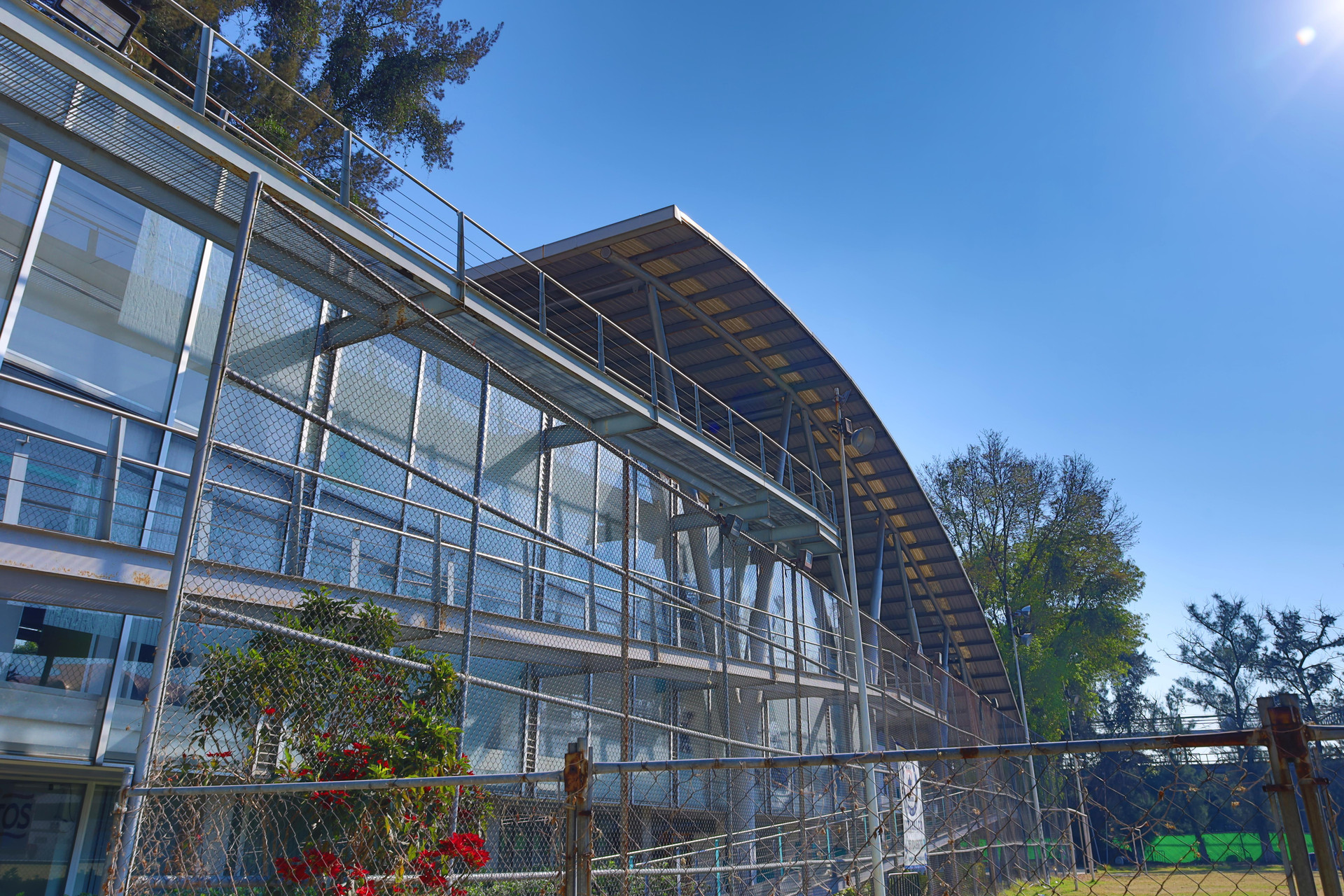 Vista Exterior Hotel Aristos Express