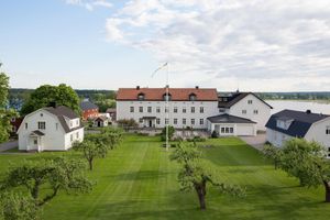 Alojamiento - Båsenberga Hotell & Konferens