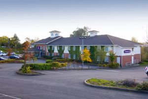 Alojamiento - Premier Inn Rugby North - Newbold