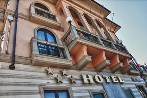 Alojamiento - Hotel Villa Savoia