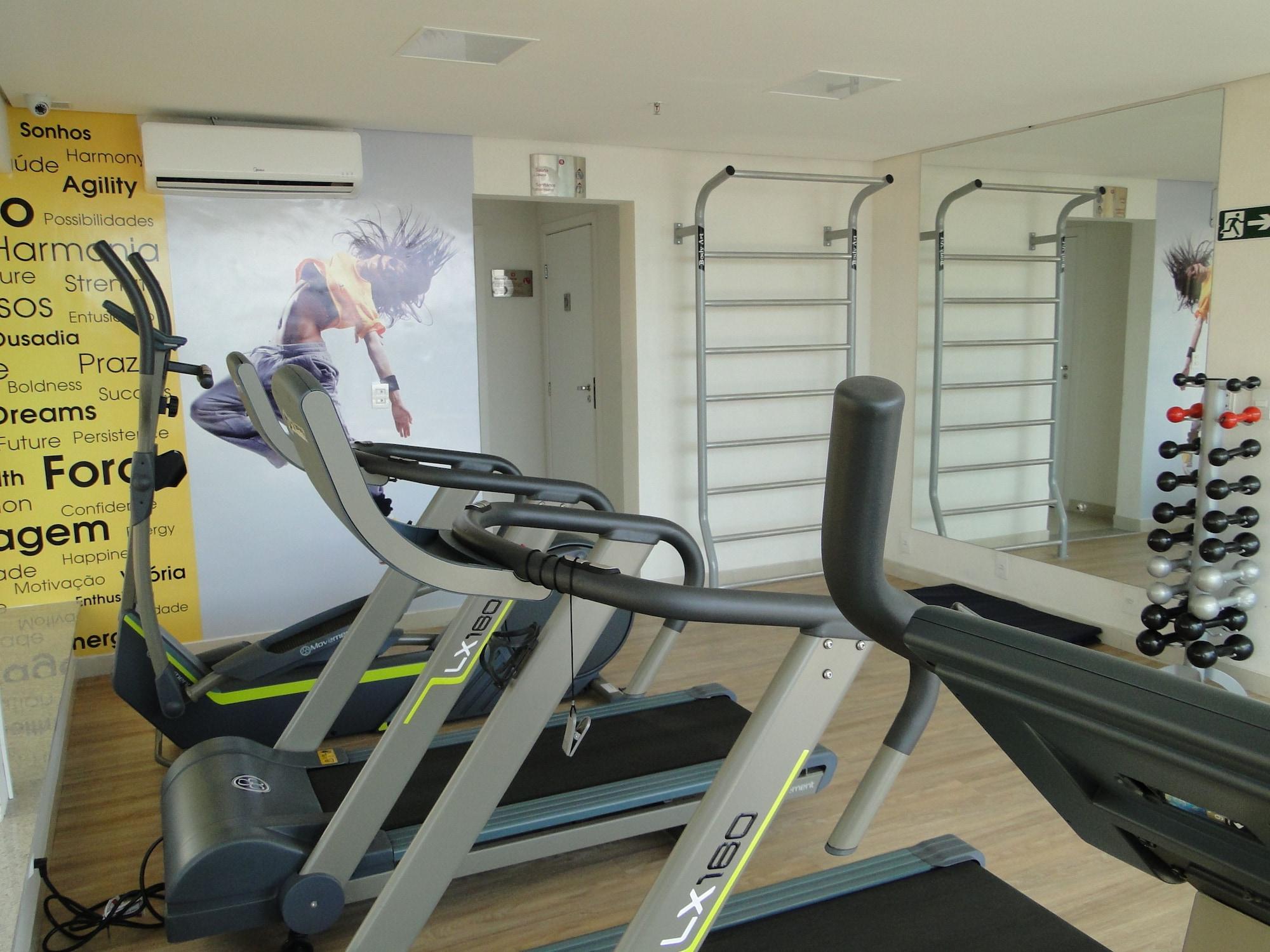 Gimnasio Hotel Beaga Convention Expominas by MHB