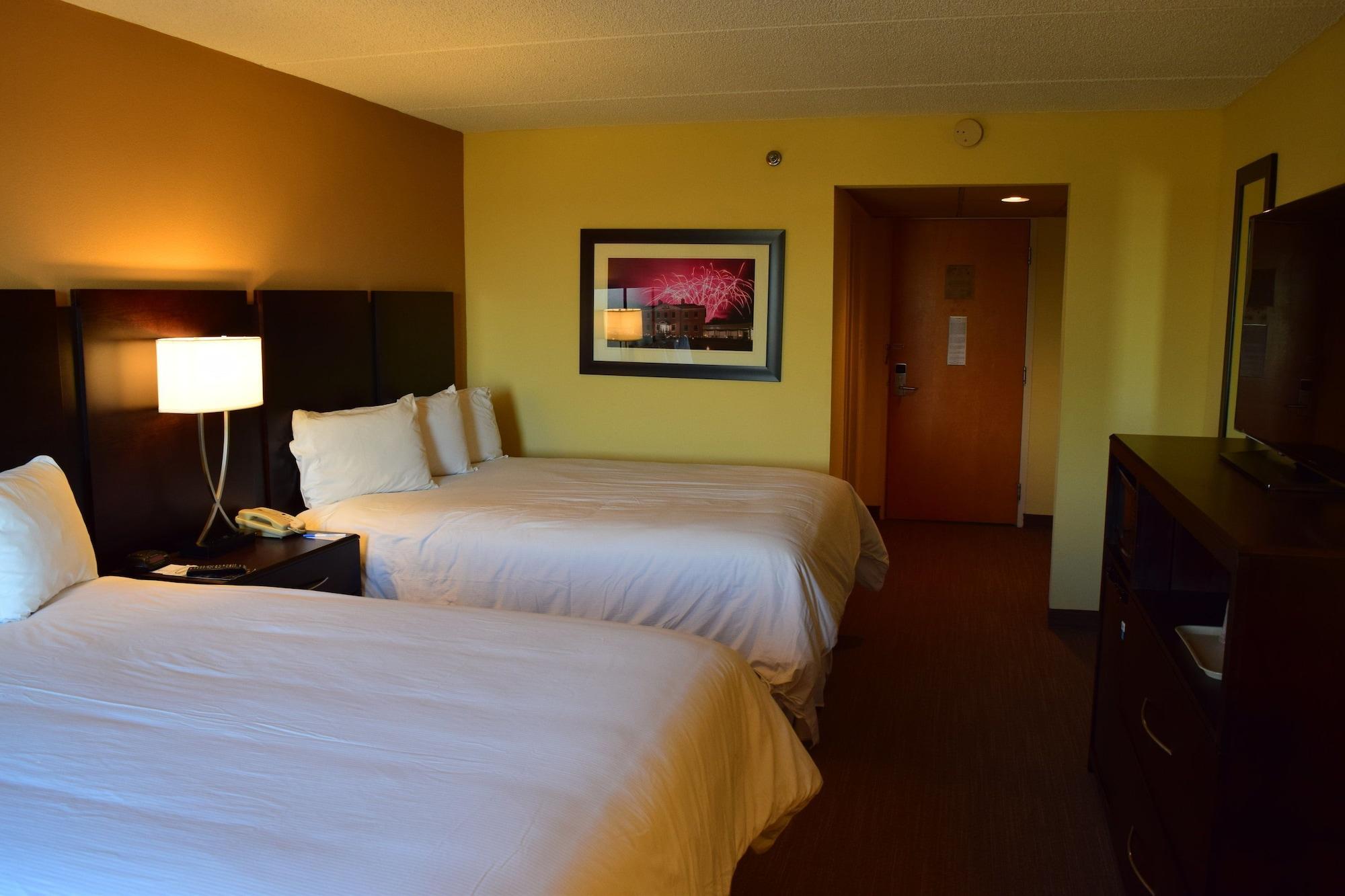 Habitación BridgePointe Hotel & Marina