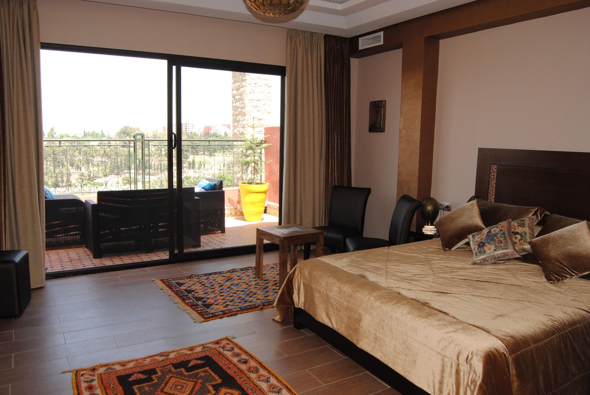 Vista Exterior Le Collier de la Colombe