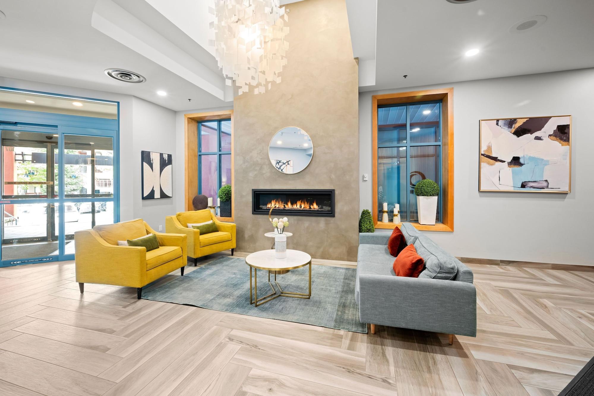 Vista Lobby Alpenglow Lodge by MountainView
