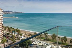 Alquiler Vacacional - Seafront. O Malagueta II. Estacionamento, Wifi, Vistas Malagueta Praia, Primavera UM