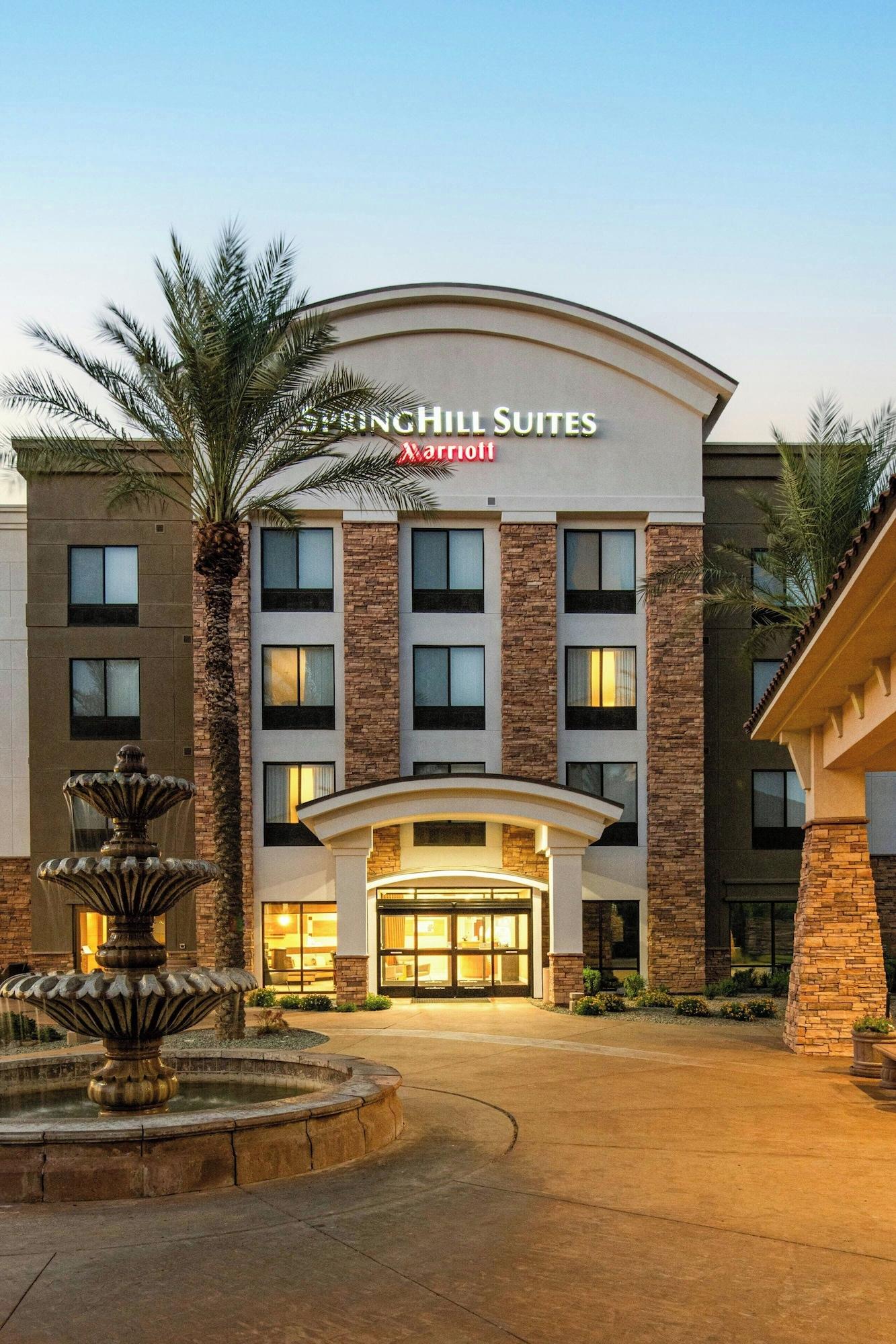 Vista Exterior Springhill Suites Phoenix Glendale Sports & Entertainment District