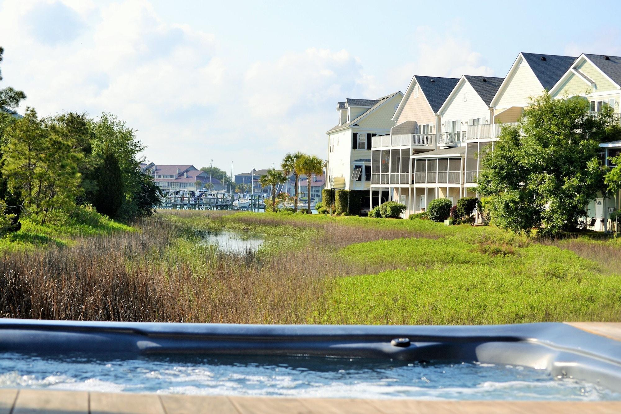 Spa Water's Edge Inn - Adults Only