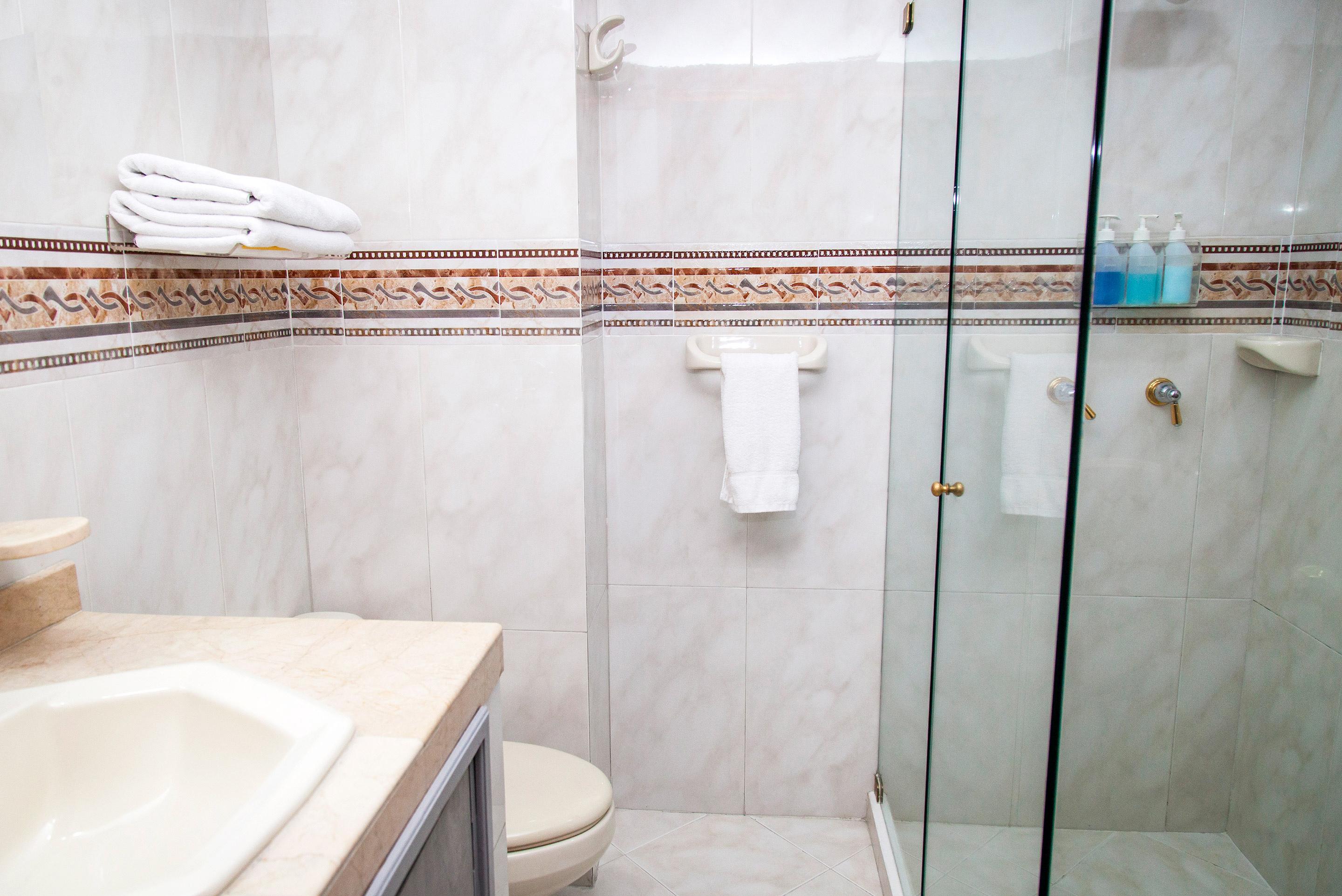 Hotel CASA LAURELES HOTEL