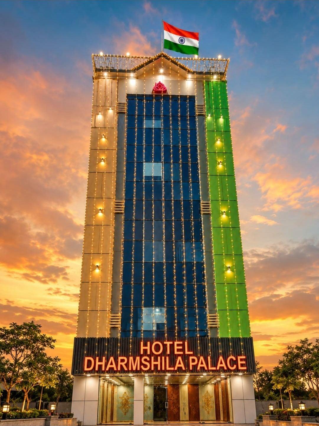 Vista Exterior Hotel Dharmshila palace