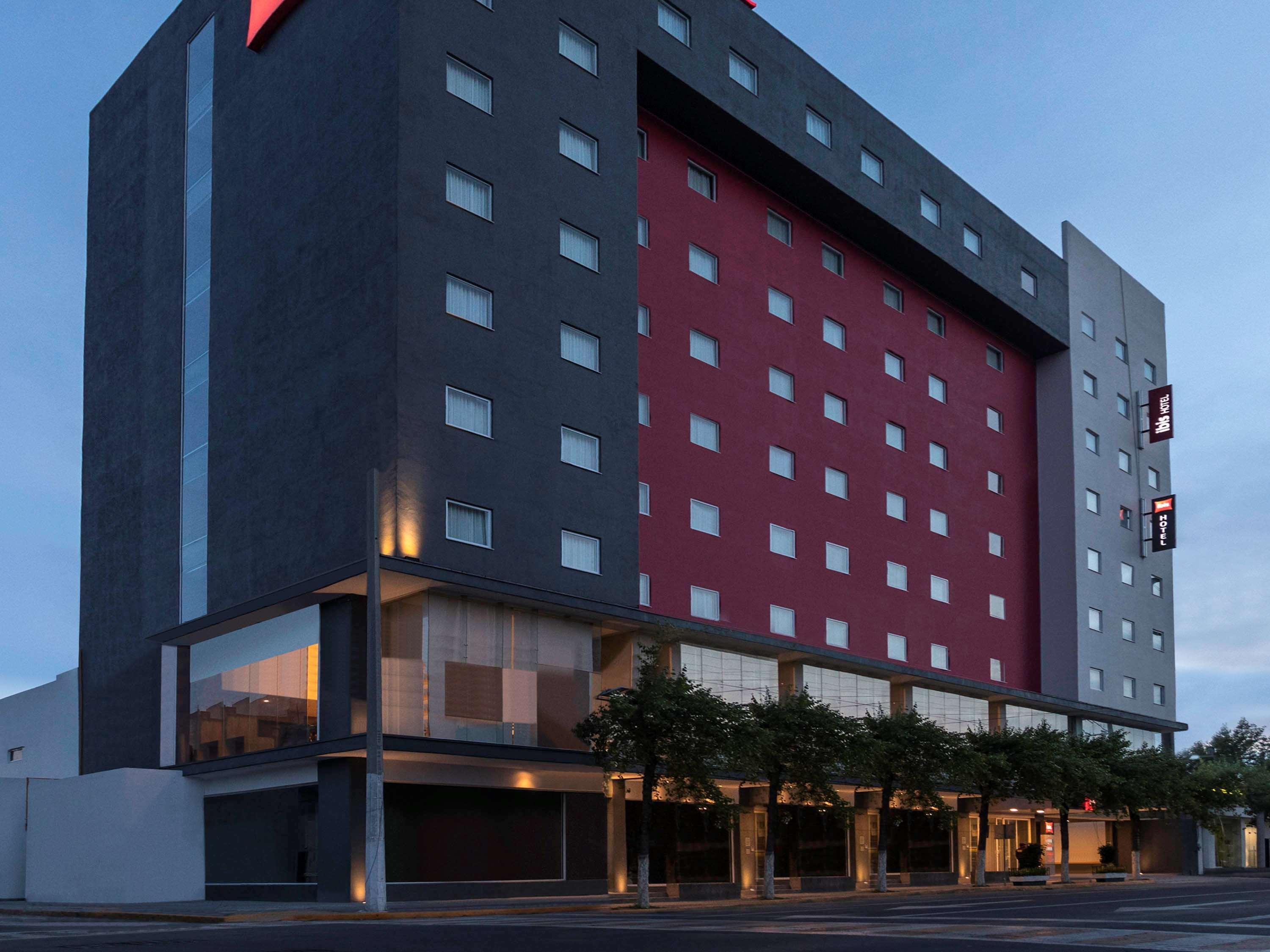 Vista Exterior ibis Mexico Tlalnepantla