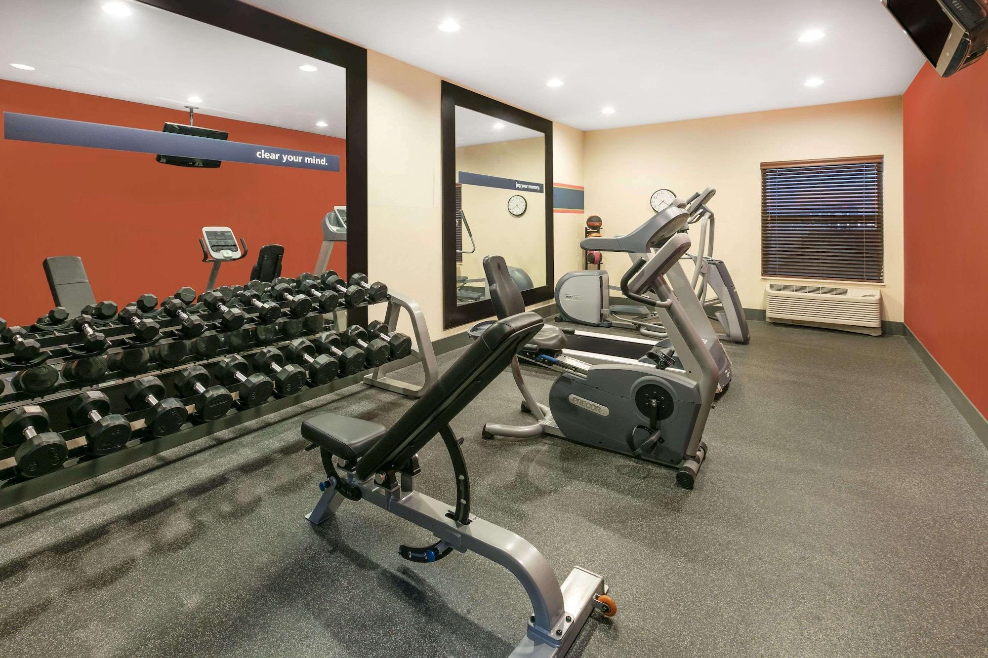 Gimnasio Baymont by Wyndham Oklahoma City/Quail Springs