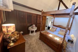 Alquiler Vacacional - Braunston Manor Cottage: 4-poster beds & ensuites