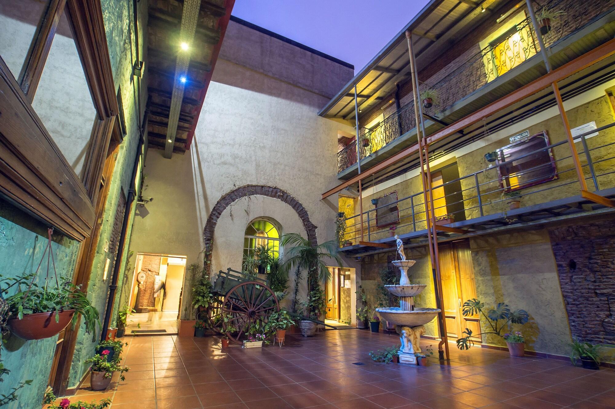 Vista Exterior Hotel Parada