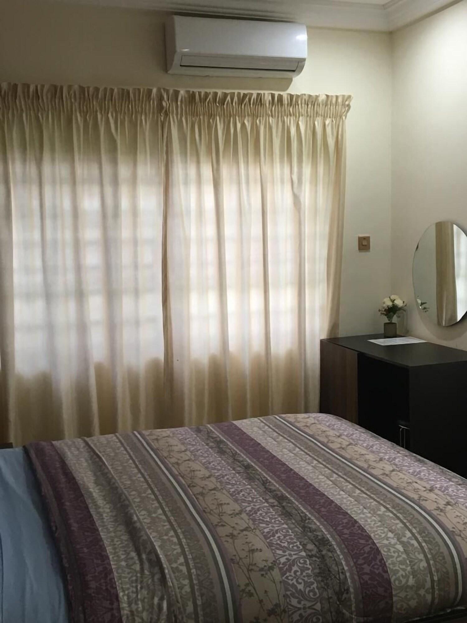 Habitación 247 executive lodge