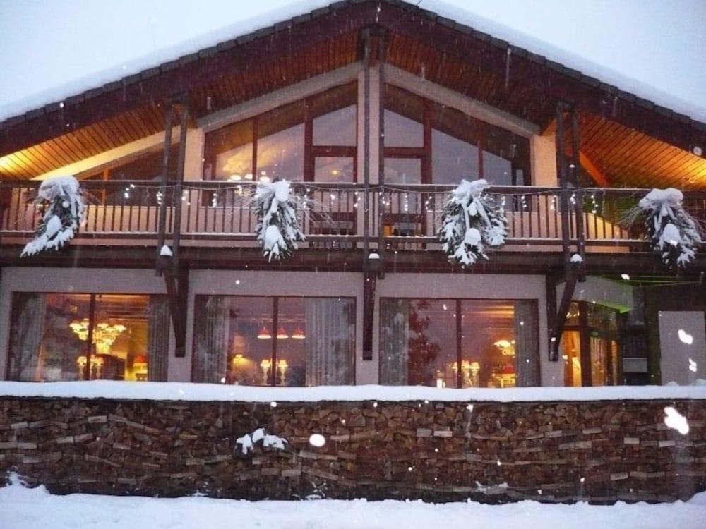 Vista Exterior La Tourmaline