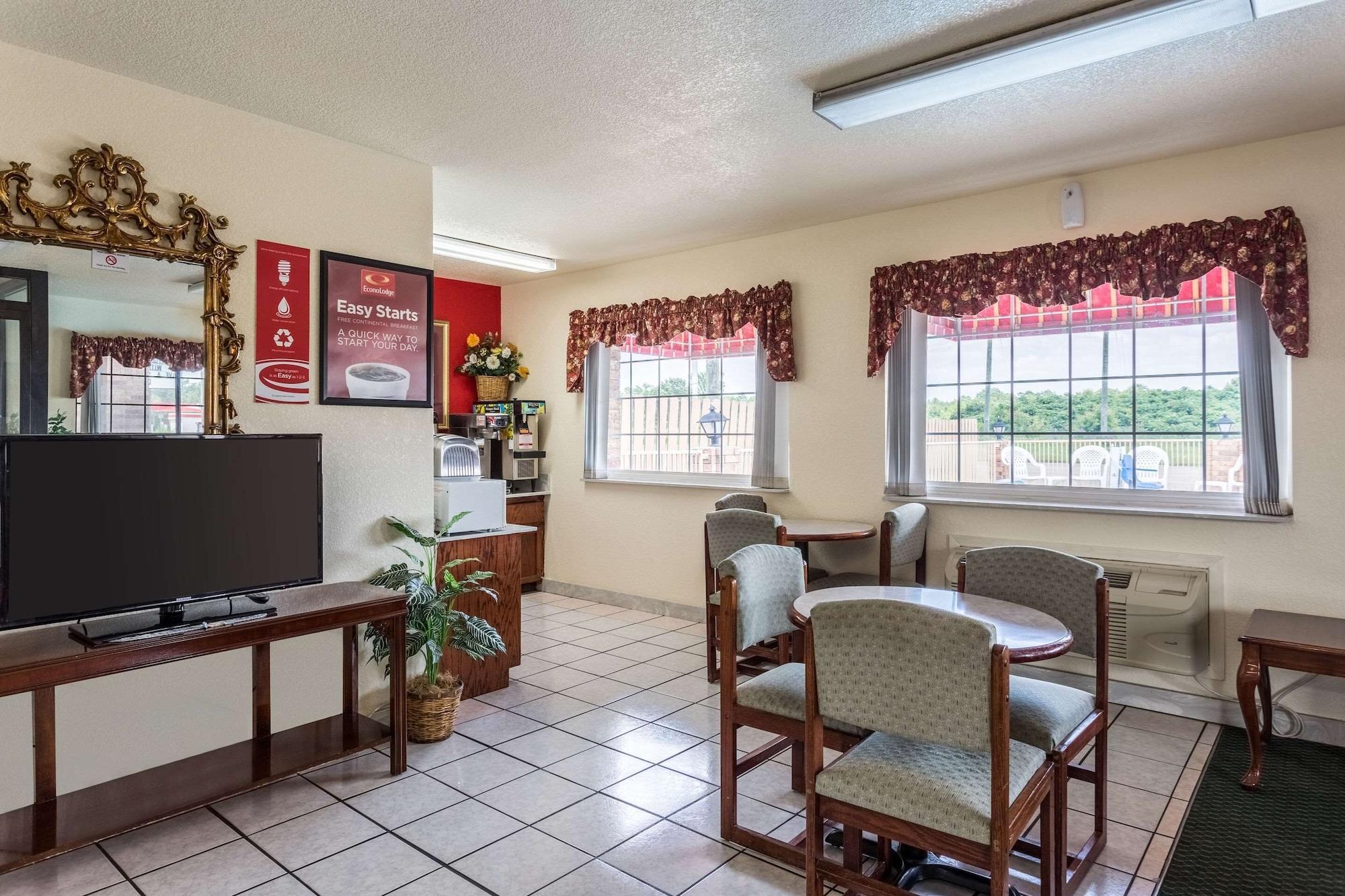 Vista Lobby Econo Lodge & Suites Brinkley