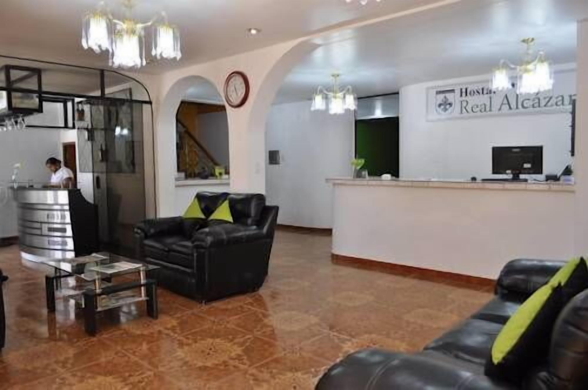 Vista Lobby Hostal Real Alcazar