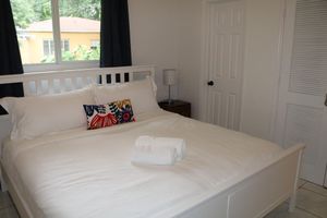 Alquiler Vacacional - LOWEST PRICE 4 SPRING BREAK HOME! GABLES, UM, MIA AIRPORT, MIAMI BEACH, DOWNTOWN