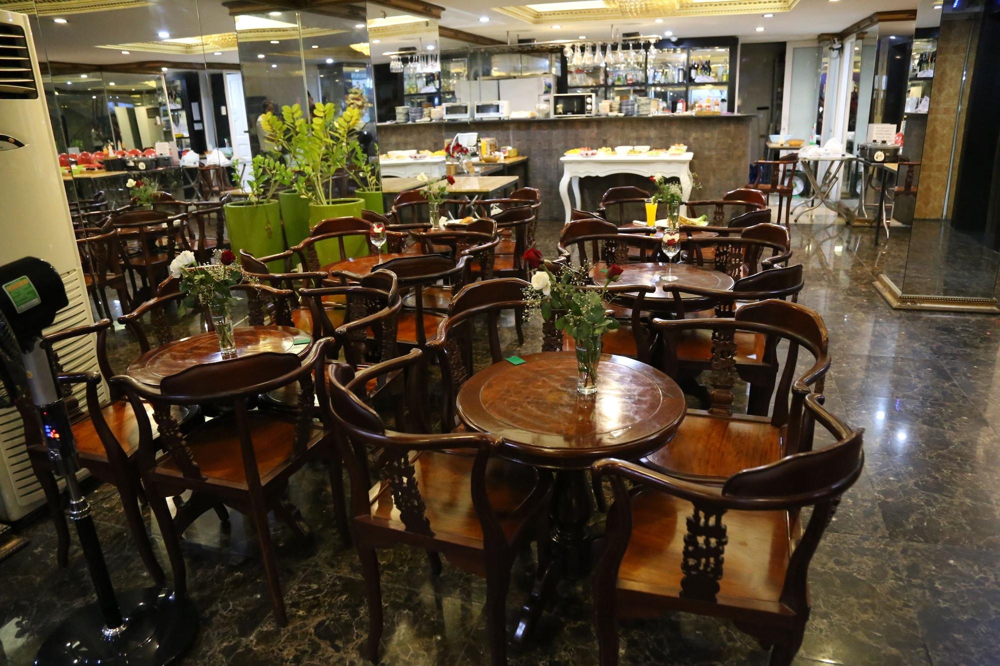 Restaurant Happyland Hotel